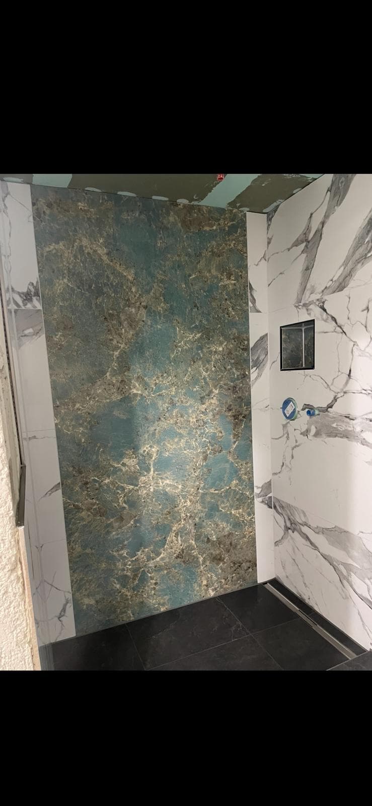 Bad mit XXL-Fliesen - Bad Reichenhall 1