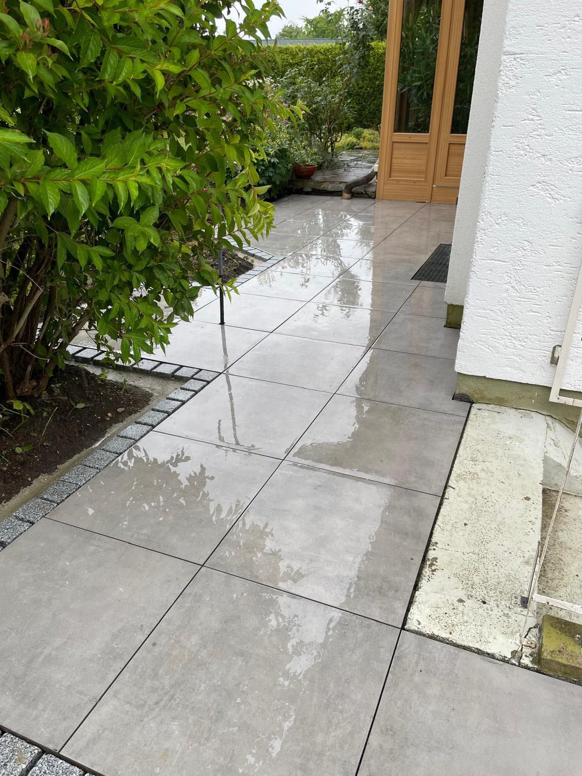 Terrassenplatten mit Drainage-Beton - Saldorf/Surheim 3